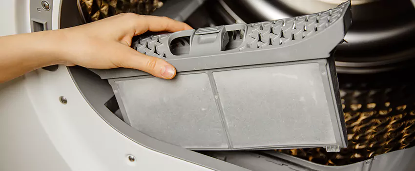 Signs Of A Clogged Dryer Lint Trap in Merrick, New York